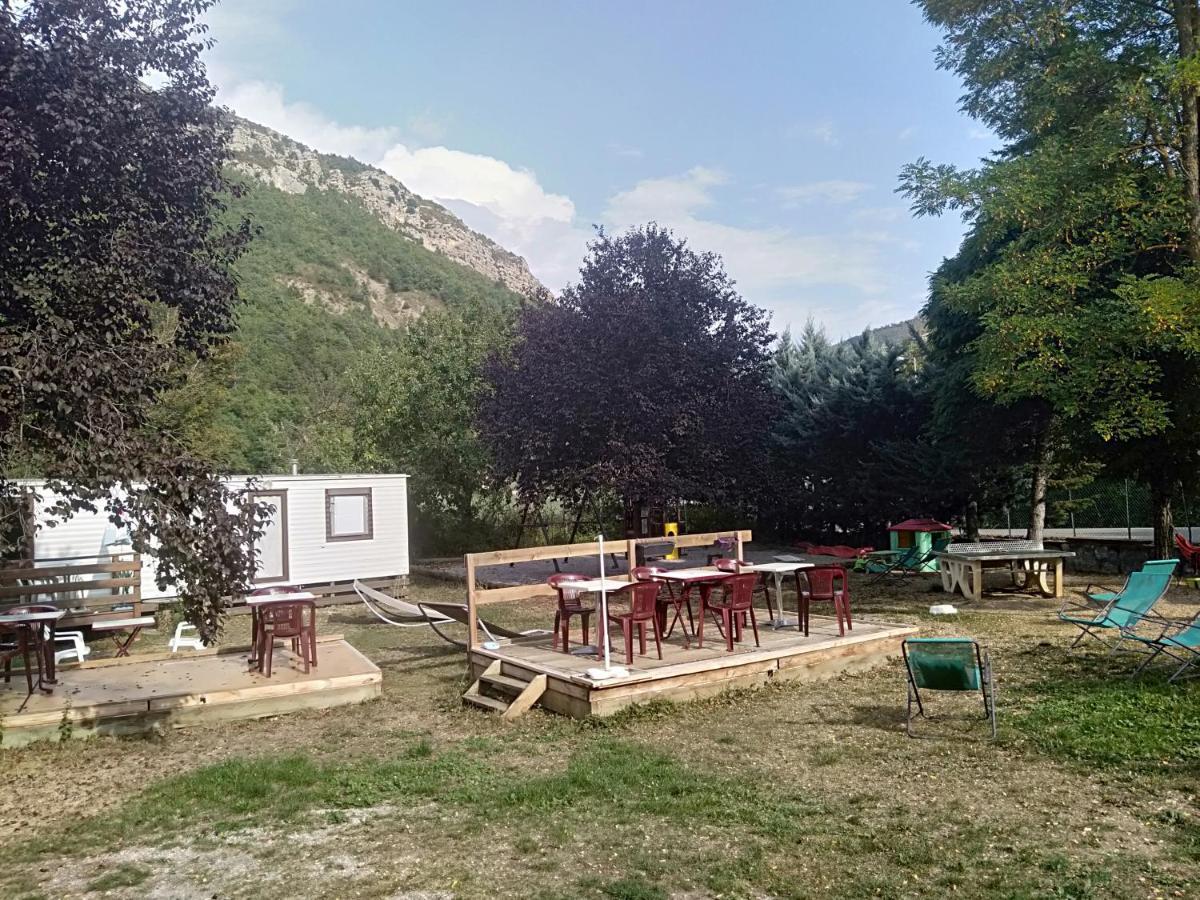Camping Du Lac Saint-Julien-du-Verdon Εξωτερικό φωτογραφία